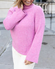 · Pull Monica ·