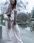 · Pluma Veste ·