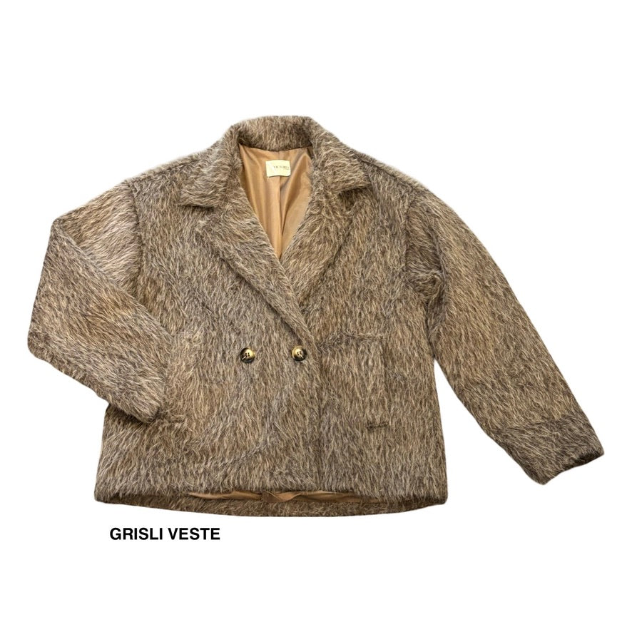 · Grisli Veste ·