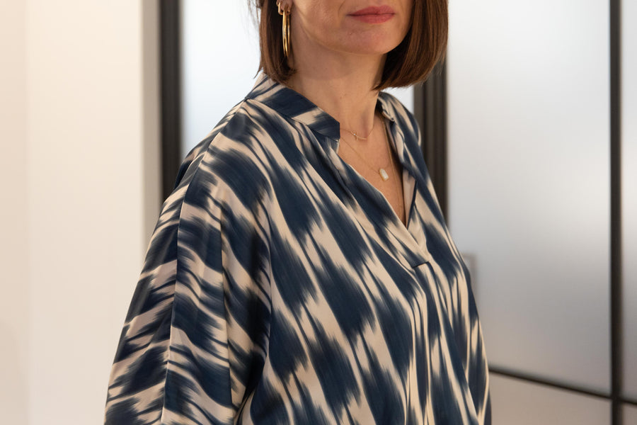 · Blouse Comedia ·
