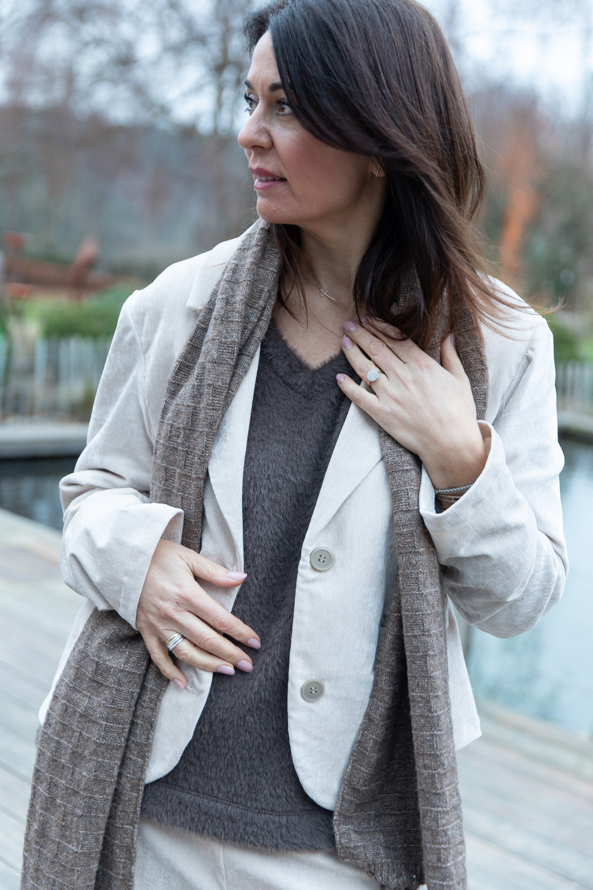 · Pluma Veste ·